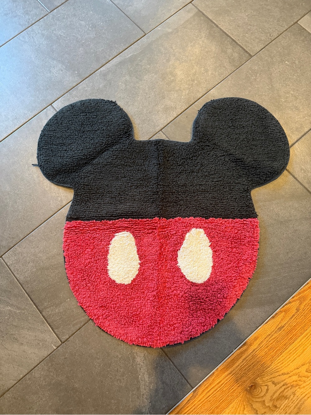 Kohl's Mickey Mouse Black Red Cream Bath Mat